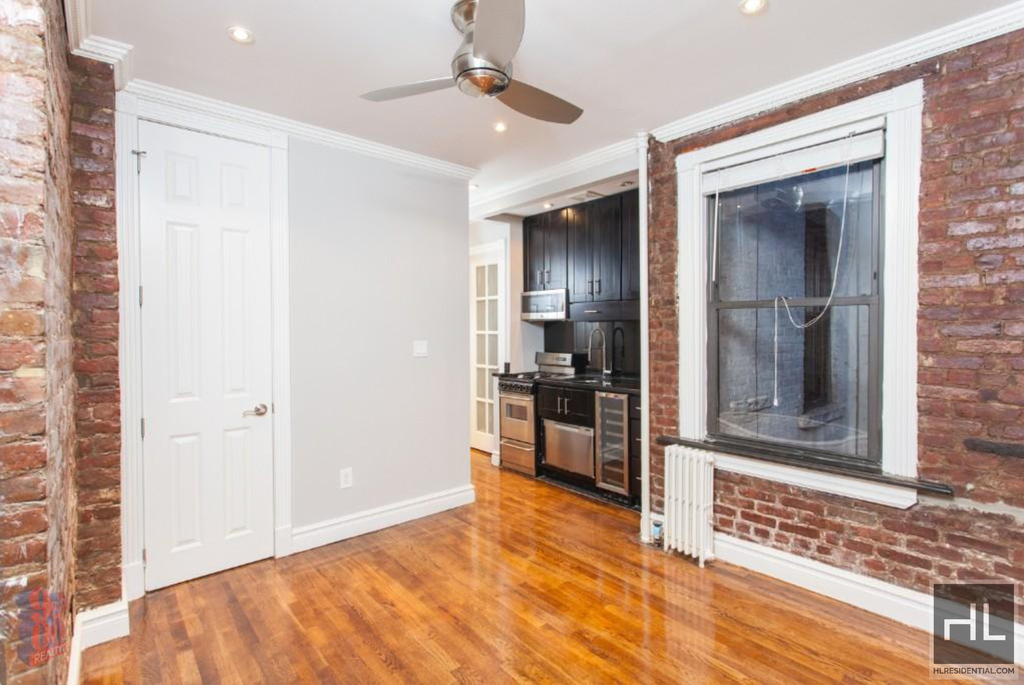East 13th Street - Photo 2
