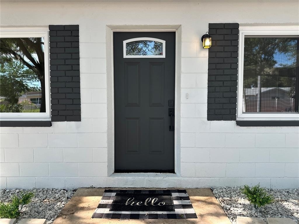 740 16th Avenue Sw - Photo 1