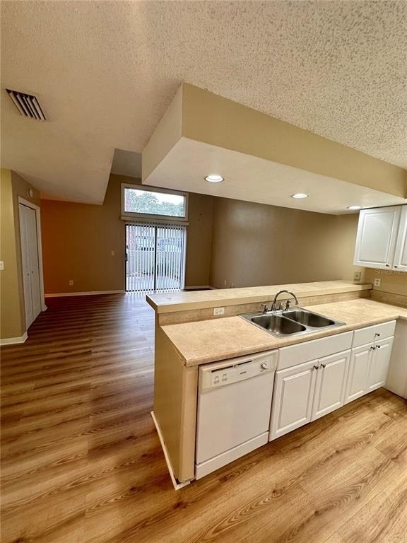 6262 142nd Avenue N - Photo 3