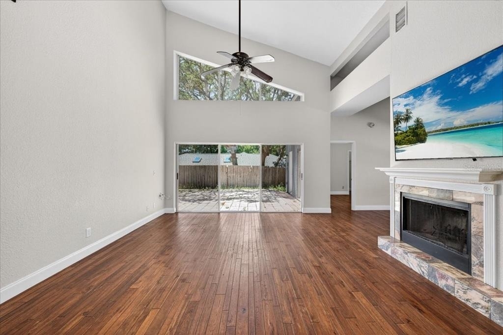 2000 Brent Place - Photo 6