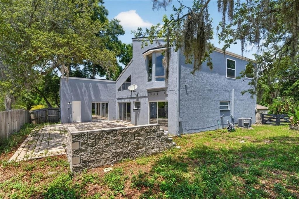 2000 Brent Place - Photo 57