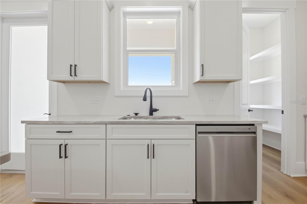 1413 Bayshore Boulevard - Photo 12