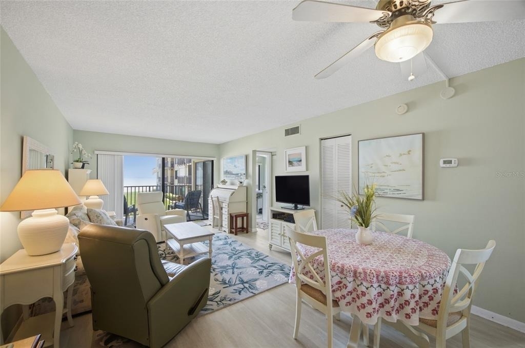 6322 Palma Del Mar Boulevard S - Photo 4