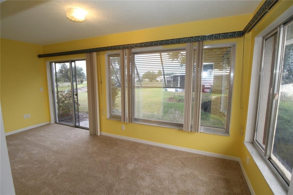 2345 Glenmore Circle - Photo 3