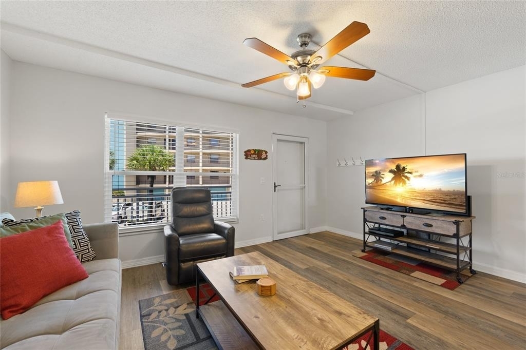 9755 Harrell Avenue - Photo 7