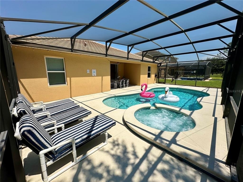 9110 Stromboli Court - Photo 0