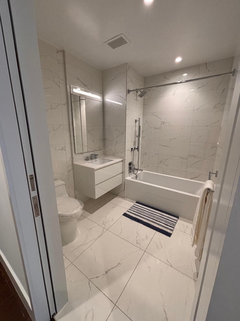 East 44th Street - Photo 3