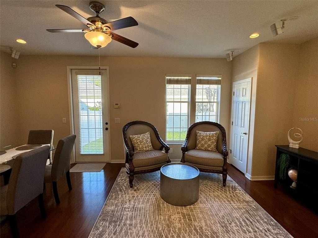 993 Juel Street - Photo 7