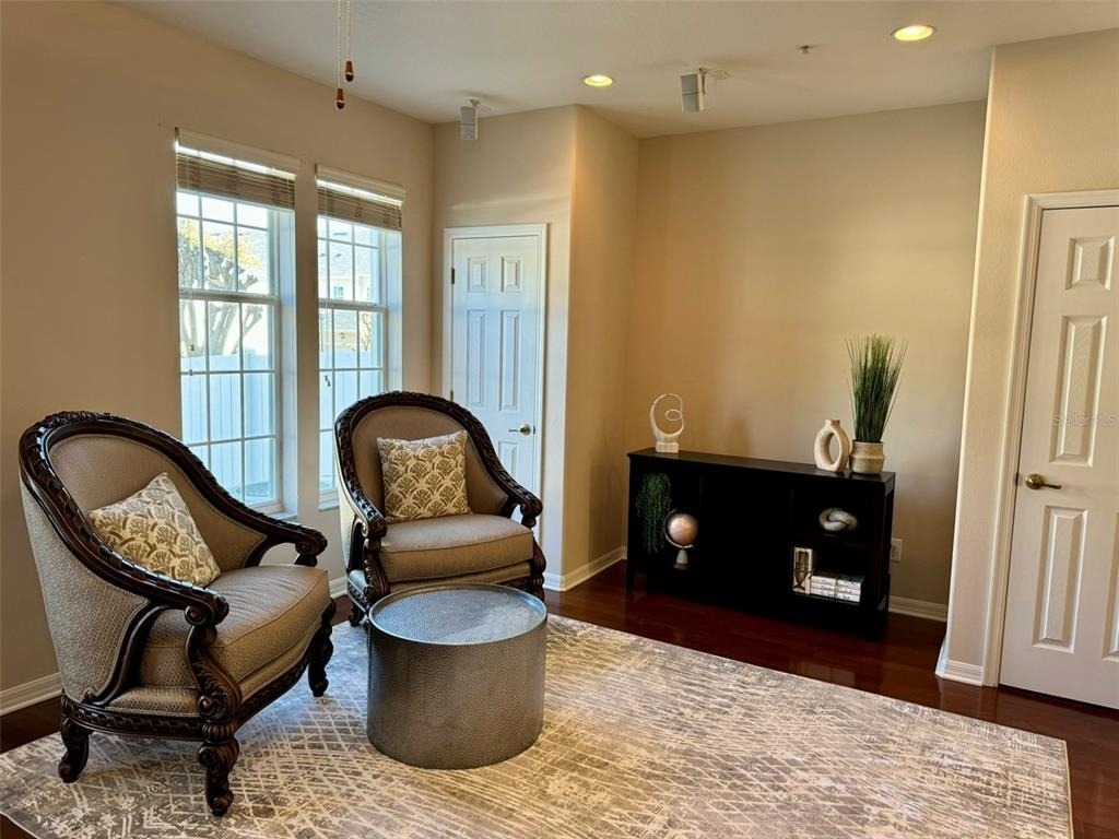993 Juel Street - Photo 8