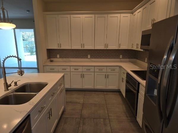 922 Centaury Drive - Photo 2