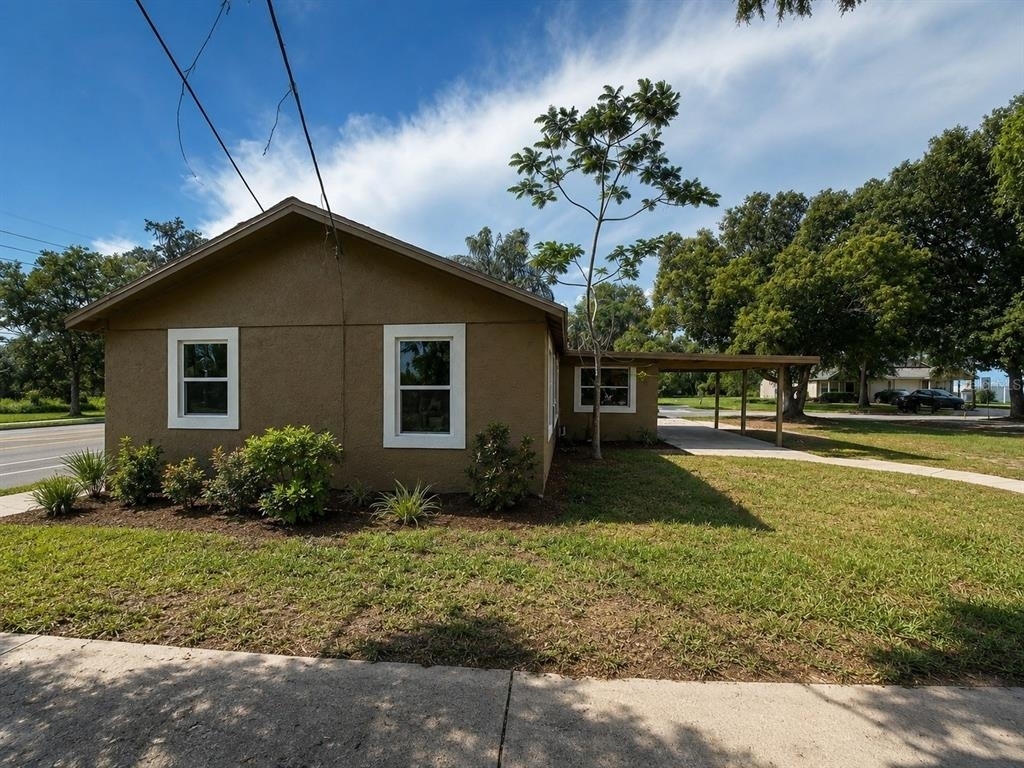 1907 S Rio Grande Avenue - Photo 1