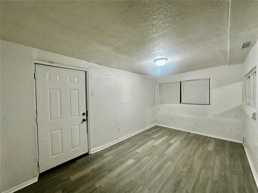 1907 S Rio Grande Avenue - Photo 2
