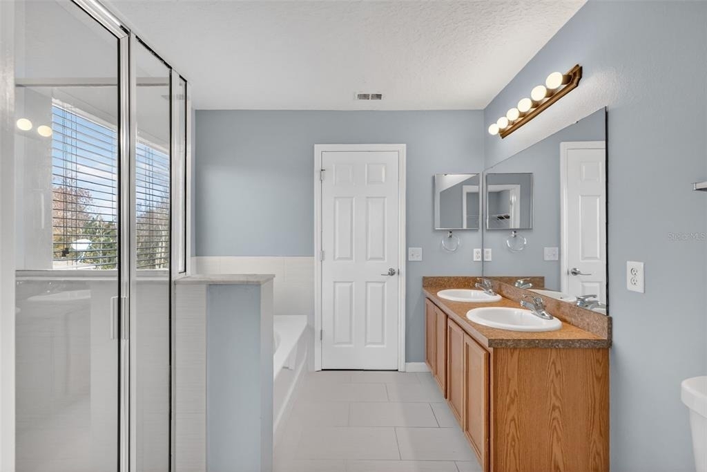 413 Country Cottage Lane - Photo 32