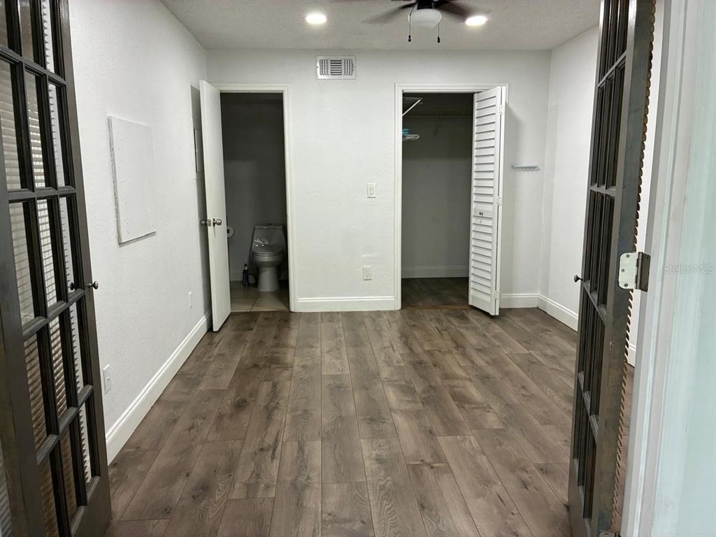 5701 Gatlin Avenue - Photo 9