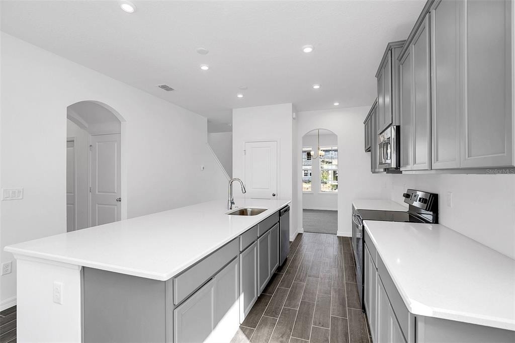 1217 Grassland Avenue - Photo 7