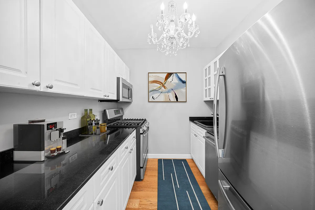 1 West Street - Photo 1