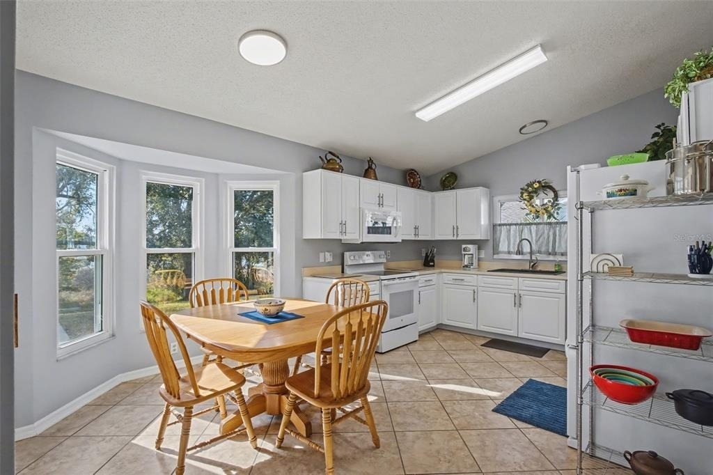 25049 Navel Avenue - Photo 15