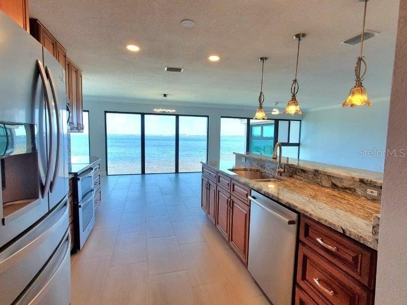 1600 W Marion Avenue - Photo 15