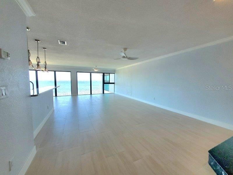 1600 W Marion Avenue - Photo 7