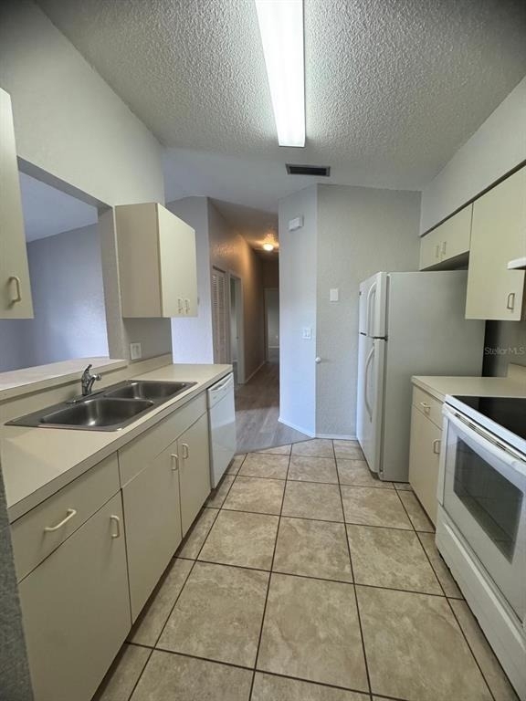 22441 Westchester Boulevard - Photo 7