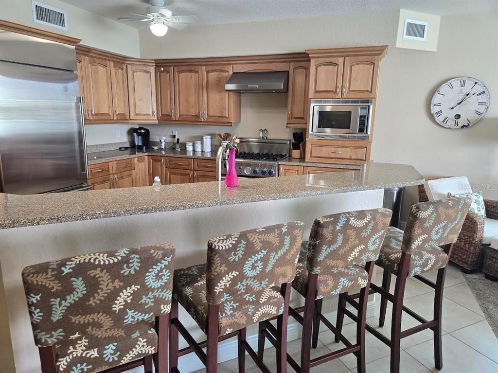 650 Golden Gate Point - Photo 15