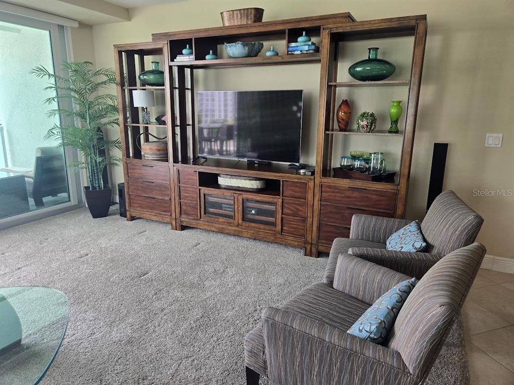 650 Golden Gate Point - Photo 14