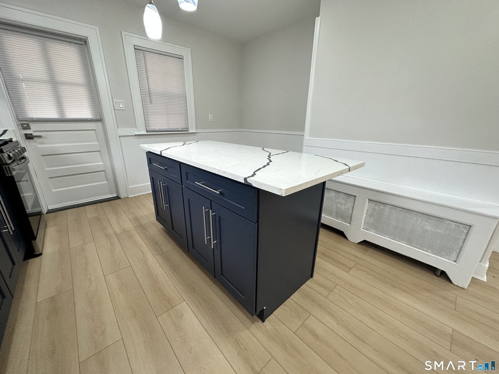 332 Robbins Street - Photo 3
