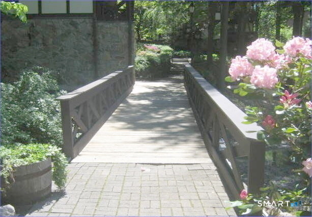 50 Aiken Street - Photo 16
