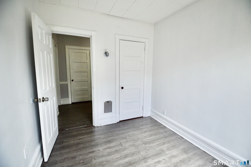 407 East Avenue - Photo 15