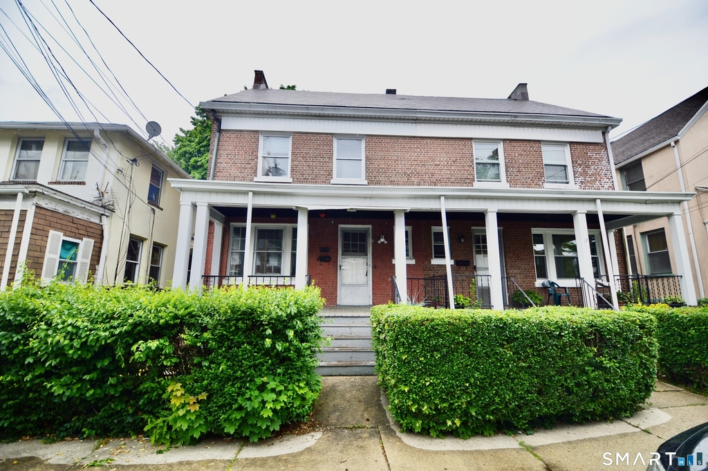 407 East Avenue - Photo 0