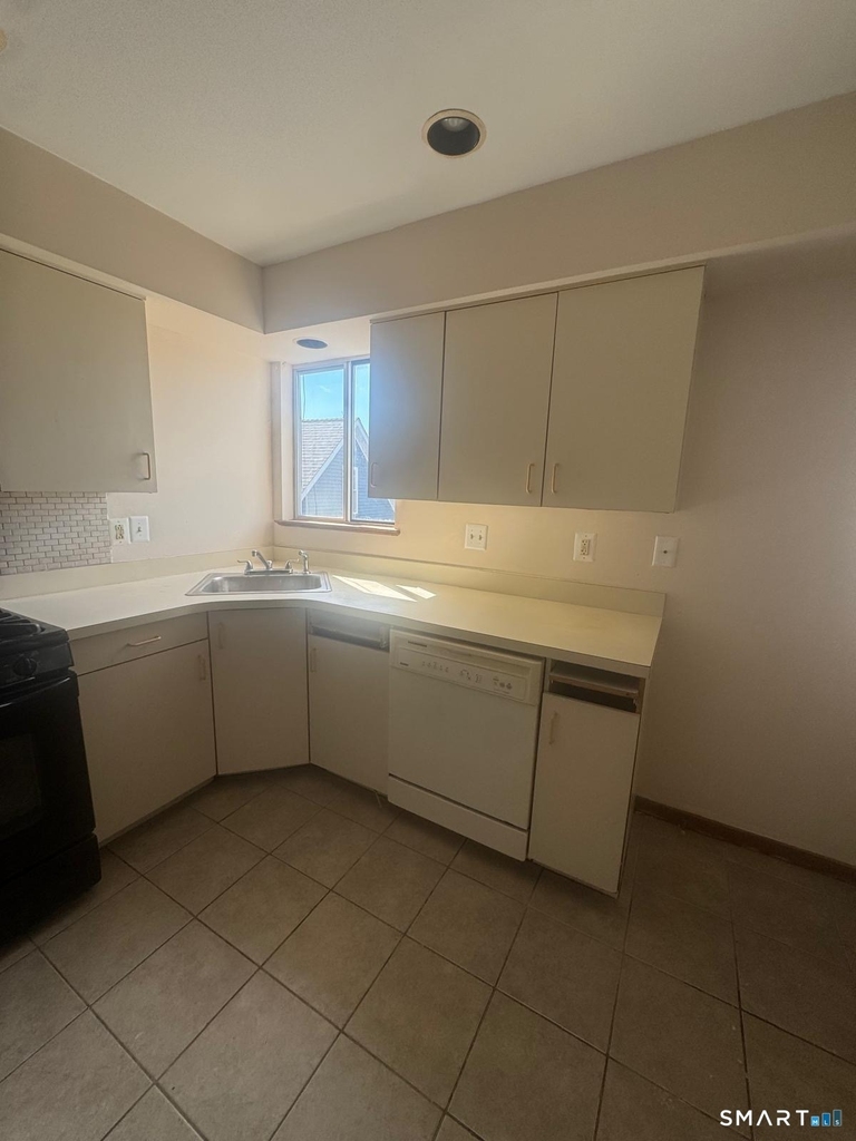 204 Wheeler Avenue - Photo 1
