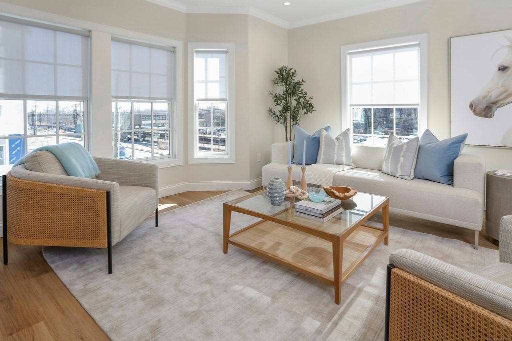 440 Heights Road - Photo 1