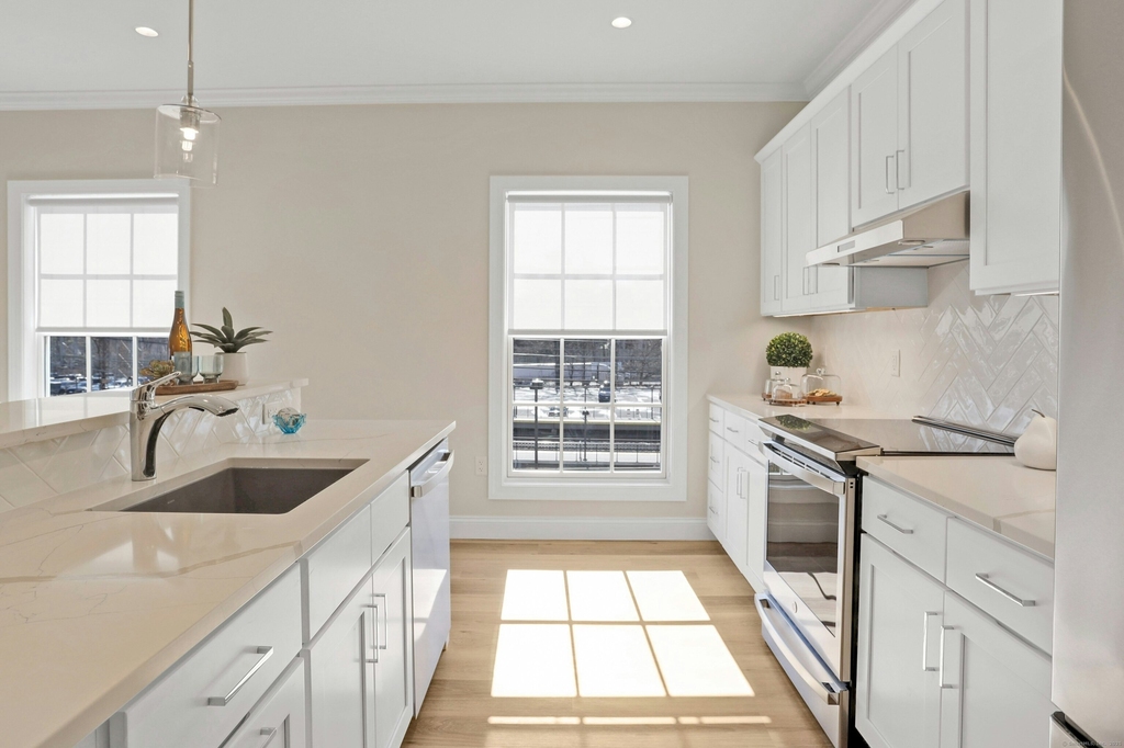 440 Heights Road - Photo 4