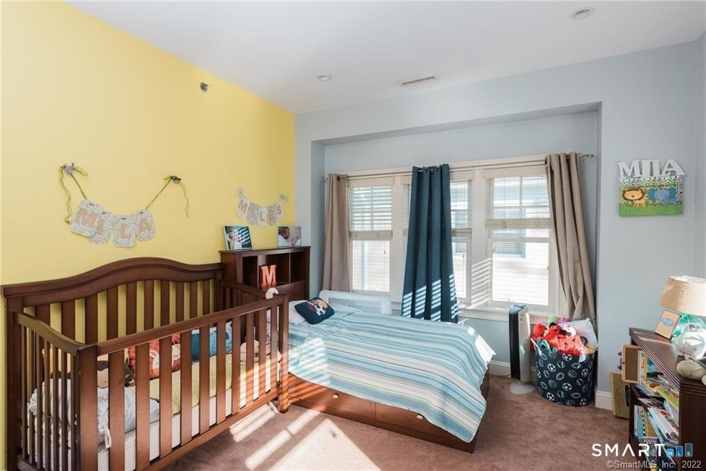 70 Riverdale Avenue - Photo 10
