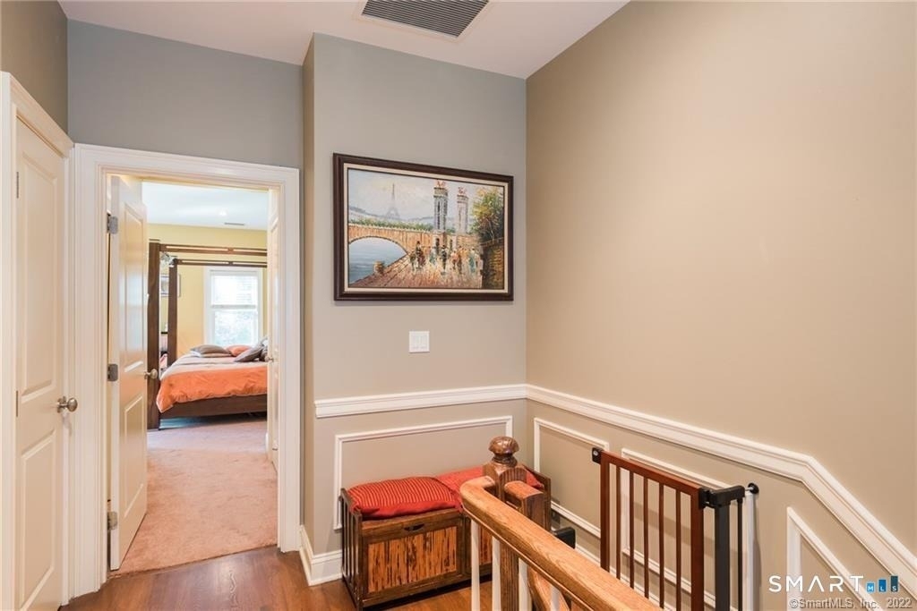 70 Riverdale Avenue - Photo 6