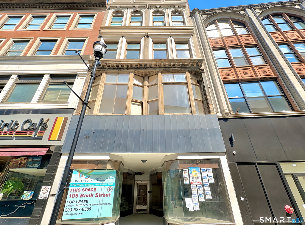 105 Bank Street - Photo 1