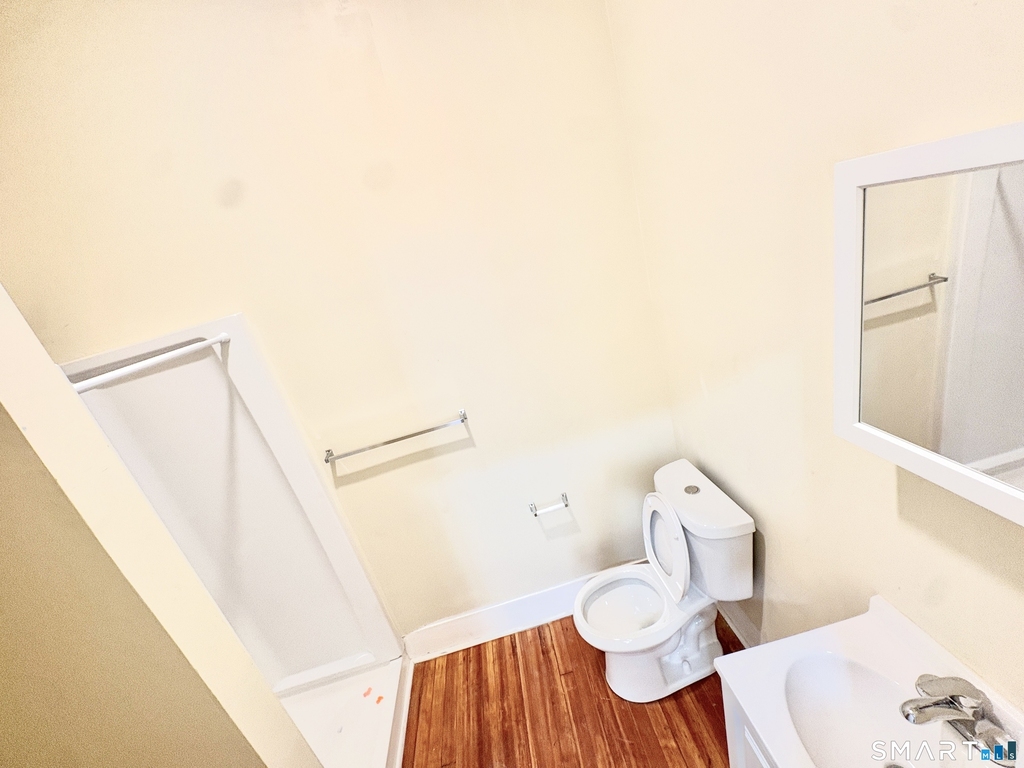 105 Bank Street - Photo 6