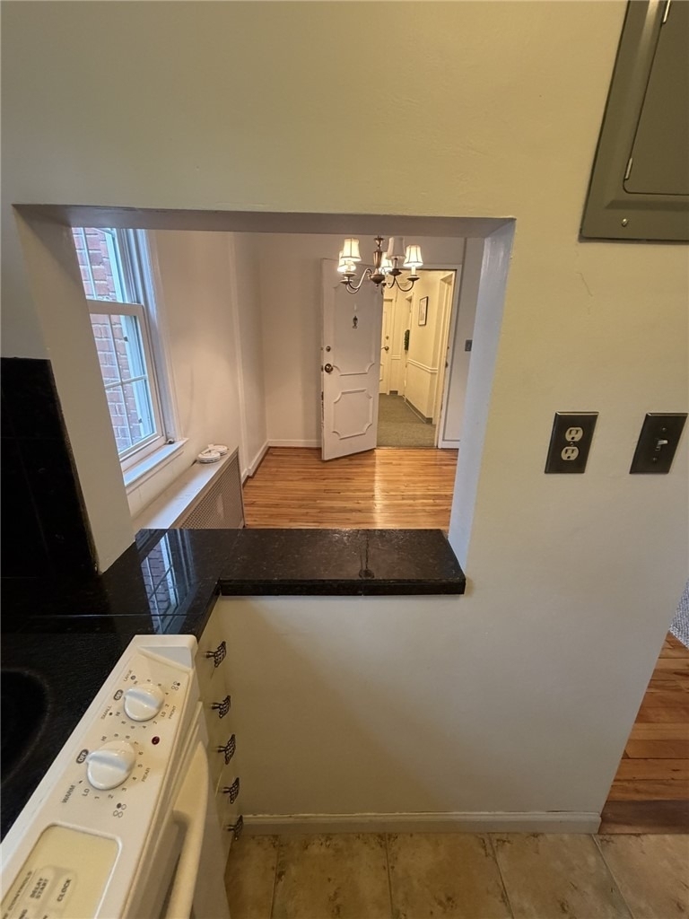 840 Thorn St - Photo 12