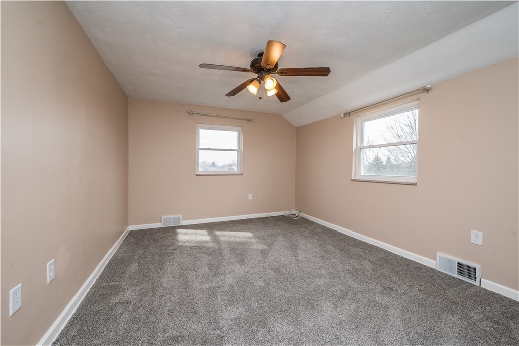 651 Royce Ave - Photo 13