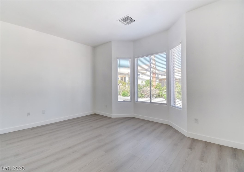 10800 Mission Lakes Avenue - Photo 21