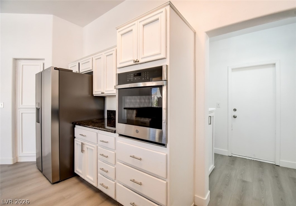 10800 Mission Lakes Avenue - Photo 16