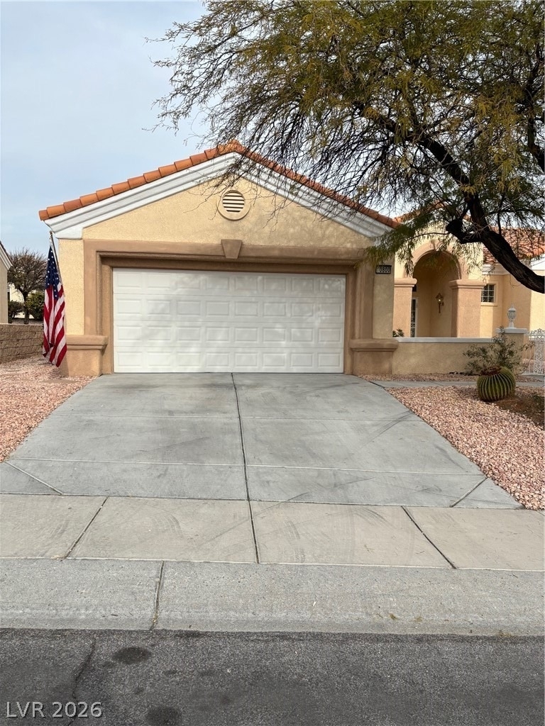10800 Mission Lakes Avenue - Photo 0