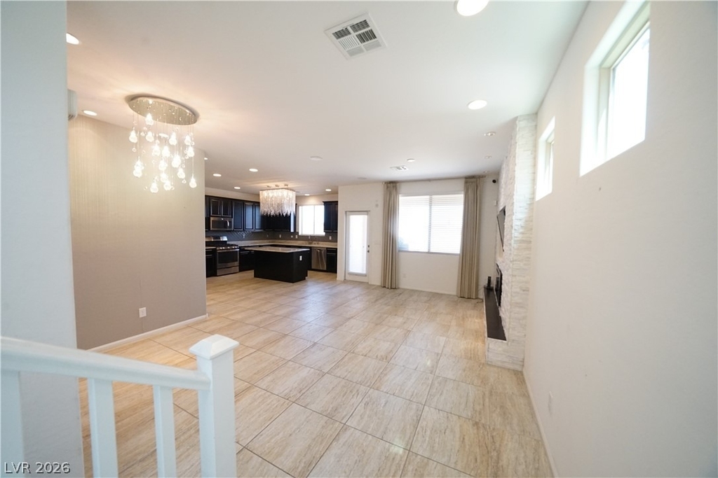 880 Cool Aquamarine Street - Photo 4
