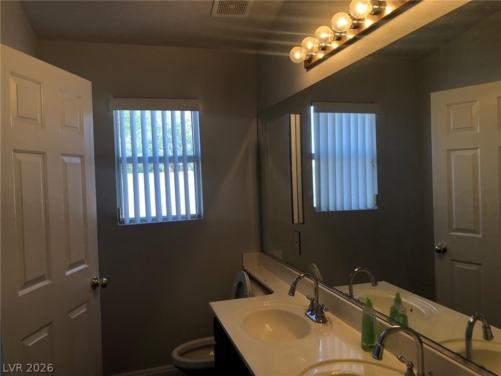 916 Clubview Drive - Photo 29