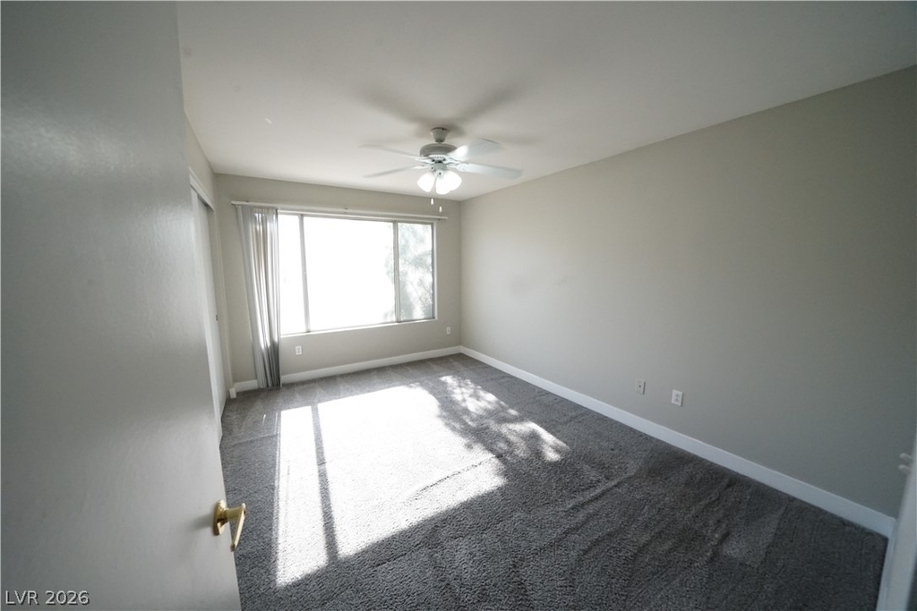 5710 E Tropicana Avenue - Photo 14