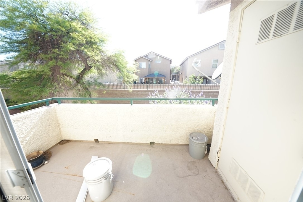 5710 E Tropicana Avenue - Photo 11