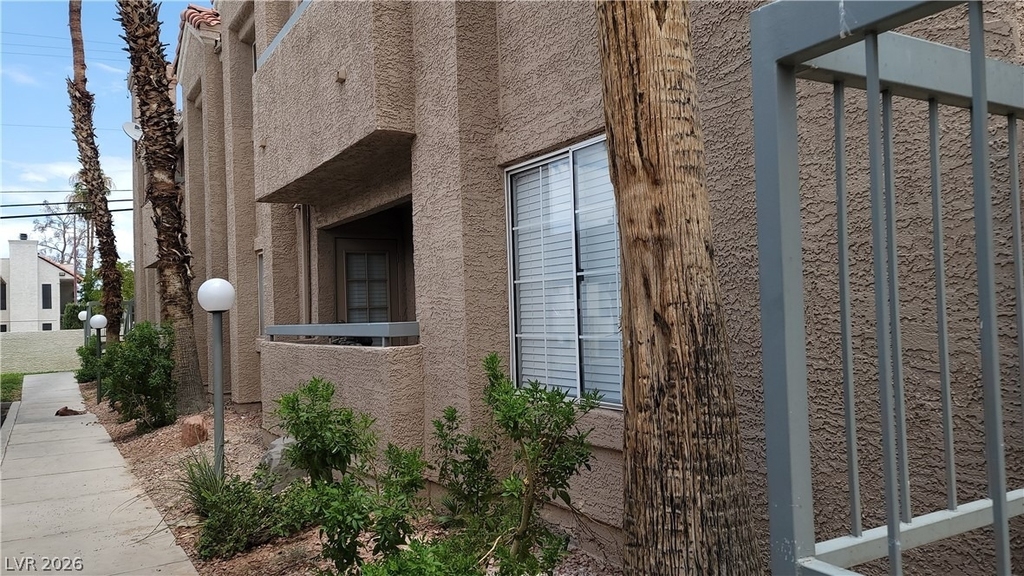 1375 E Hacienda Avenue - Photo 2
