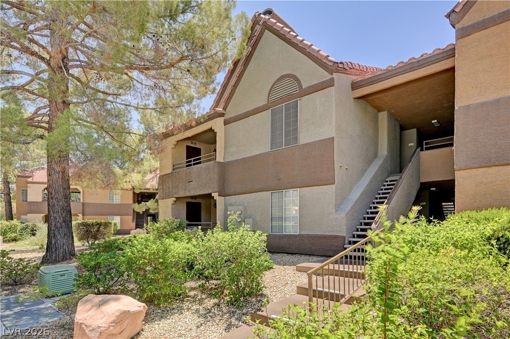 2200 S Fort Apache Road - Photo 30