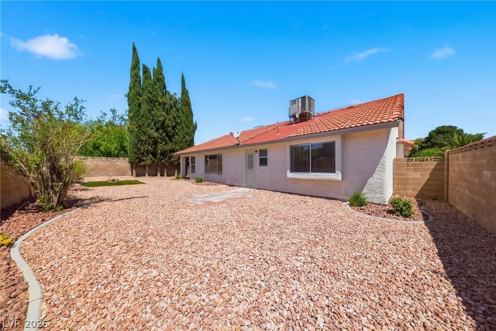 735 Stonecliff Way - Photo 19