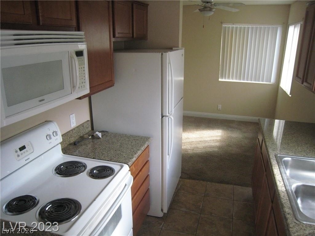 1844 N Decatur Boulevard - Photo 3